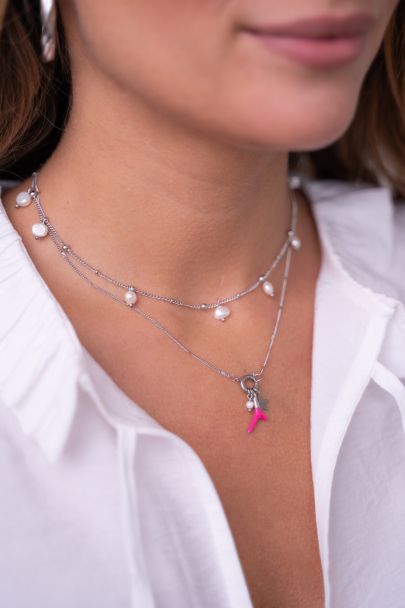 Collier minimaliste avec billes et perles
