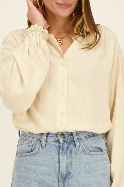 Beige blouse met smock details