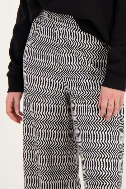 Black & white zigzag wide-leg pants