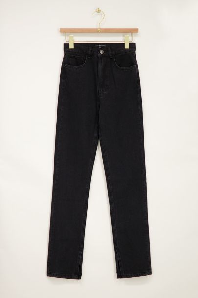 Black jeans with split