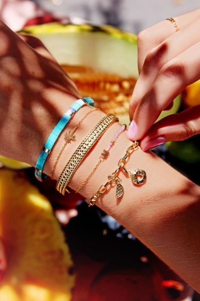 bracelet with flat beads
