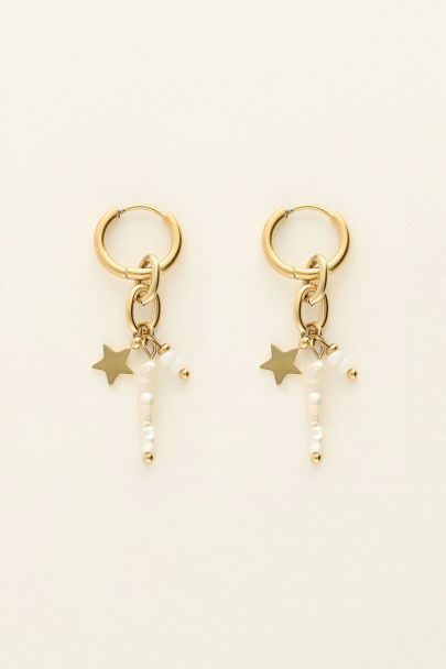 Hoop earrings with star & pearls