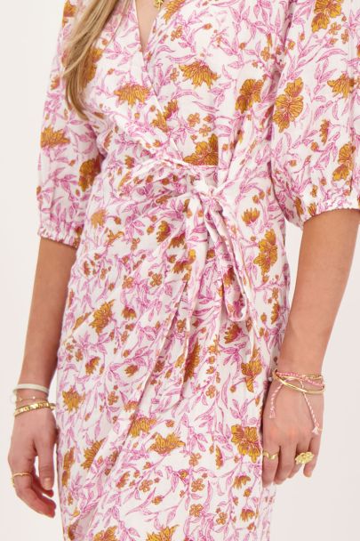 Hydrophilic pink wrap dress with floral print
