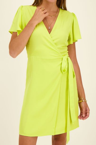 Limegreen short-sleeved wrap dress 