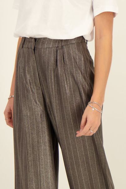 Pantalon à fines rayures gris métallisé