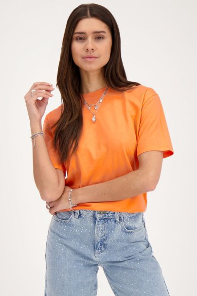 Orange t-shirt c'est la vie