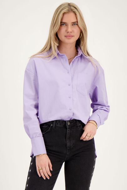Oversized lilac blouse with breast pocket