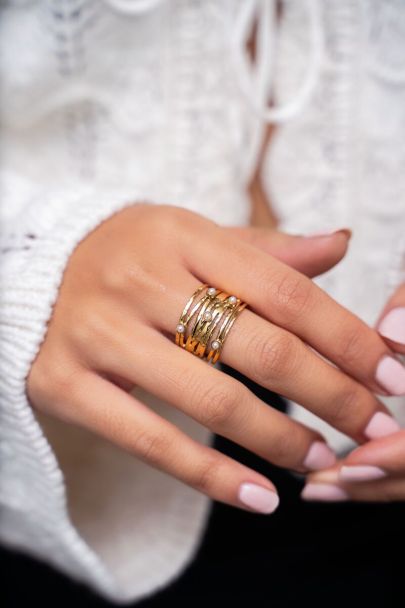 Statement wrap pearl ring 