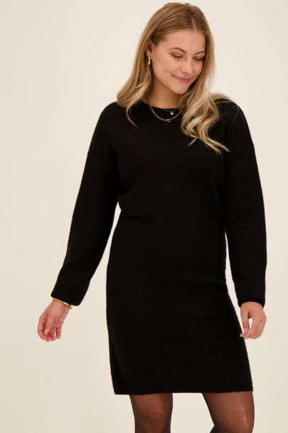 Caius arm Philadelphia Sweater jurk | Shop onze trui jurken | My Jewellery