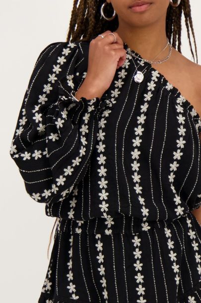 Zwart-witte one-shoulder top met embroidery