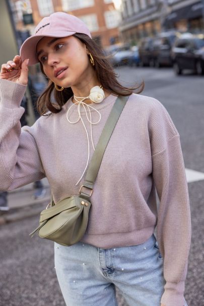 Taupe sweater with rib
