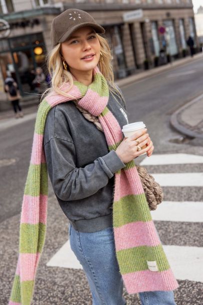 Scarf with green and pink stripes