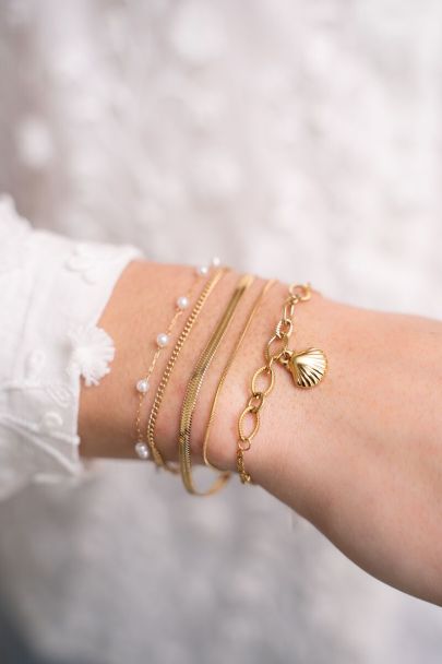 Minimalist double bracelet with pearls