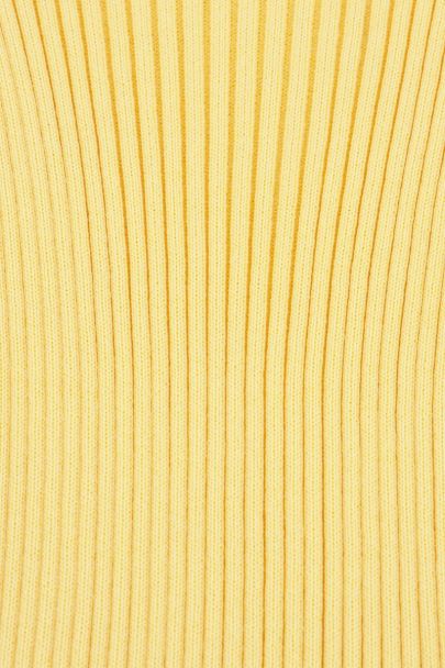 Gele trui met strepen & ruffle mouw