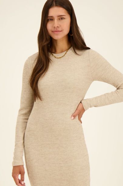 Beige ribbed dress with space dye