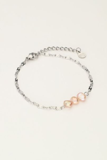 Bracelet with three purple pearls