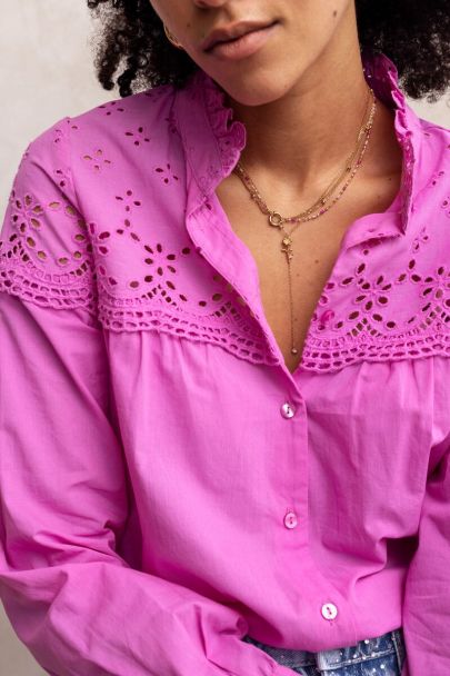 Pink blouse with embroidery and ruffled collar