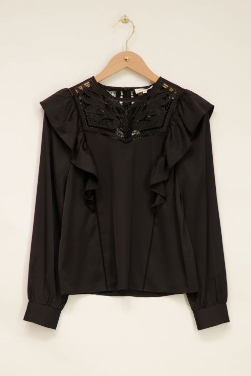 Zwarte blouse met ruffles en kant | My Jewellery